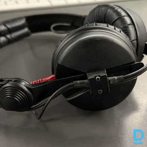 Pārdod Sennheiser HD25 austiņas
