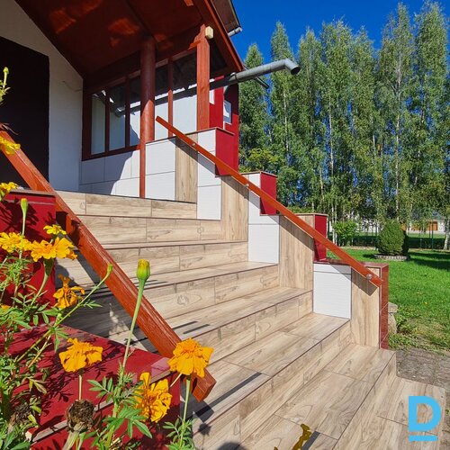 Pārdod mājas 6 līnija 49