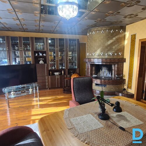 Pārdod mājas 6 līnija 49