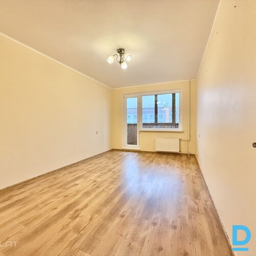 Pārdod dzīvokli Dravnieku iela 7