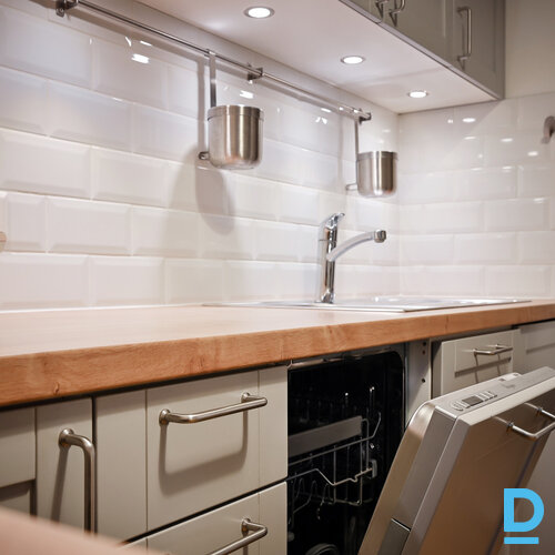 Pārdod dzīvokli Bruņinieku iela 68a