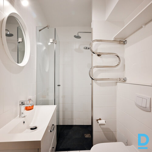 Pārdod dzīvokli Bruņinieku iela 68a