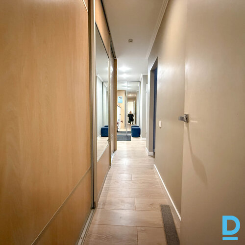 Pārdod dzīvokli Ledus iela 2