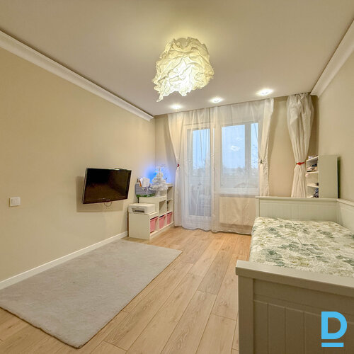 Pārdod dzīvokli Ledus iela 2