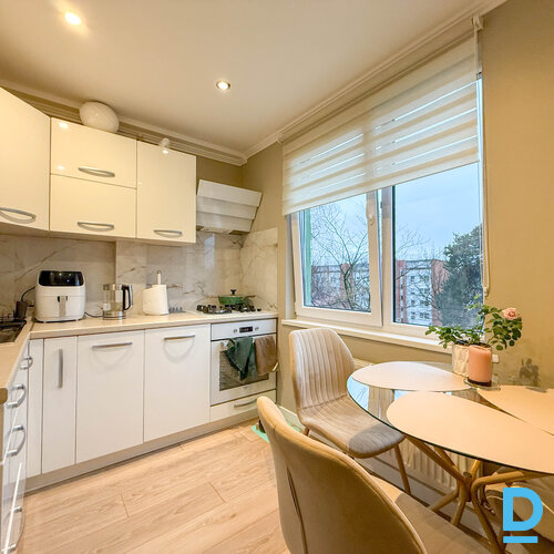 Pārdod dzīvokli Ledus iela 2