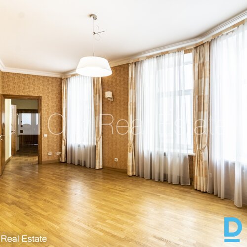 Izīrē dzīvokli Rīgā