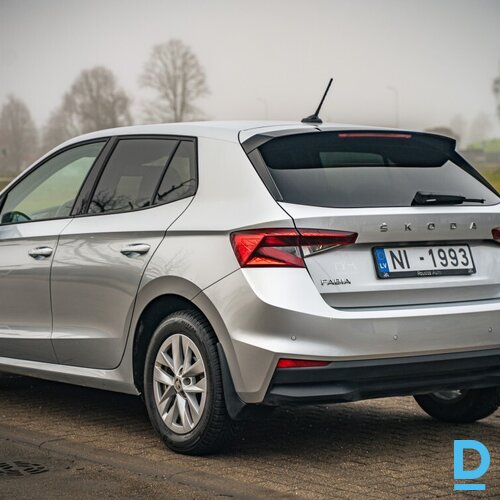 Pārdod Skoda Fabia 1.0i, 2022
