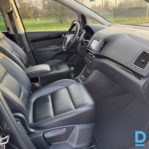 Pārdod Volkswagen Sharan 2.0d, manuāls, 2017