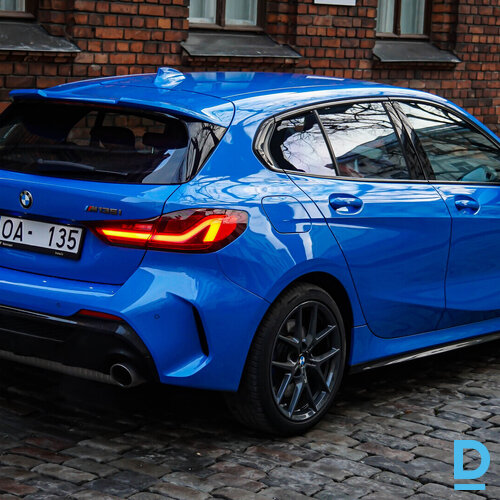 Pārdod BMW 135 2.0i, automāts, 2020