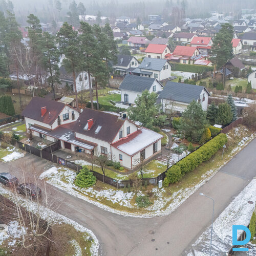 Vienā no skaistākajām un sakoptākajām Pierīgas vietām — ciematā "Padebeši" tiek Vienā no skaistākajām un sakoptākajām Pierīgas vietām — ciematā "Padebeši" tiek