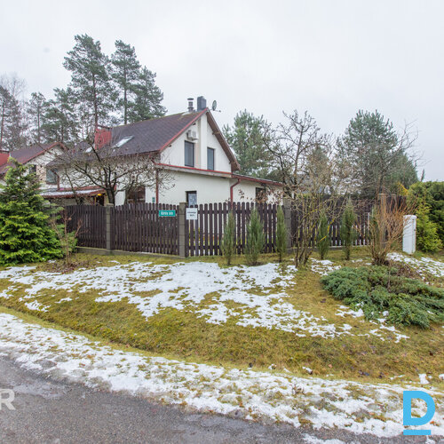 Vienā no skaistākajām un sakoptākajām Pierīgas vietām — ciematā "Padebeši" tiek 