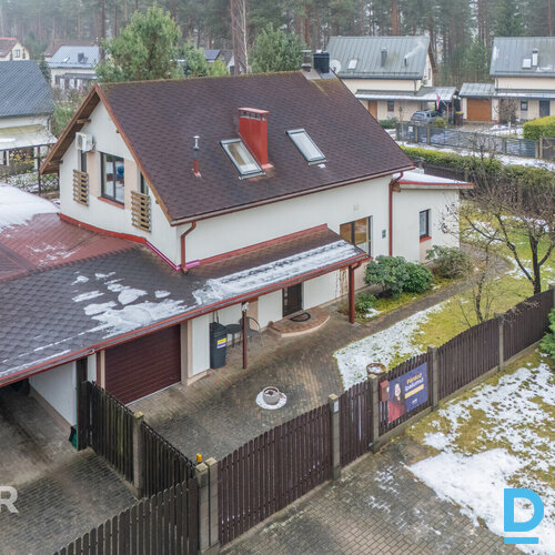 Vienā no skaistākajām un sakoptākajām Pierīgas vietām — ciematā "Padebeši" tiek Vienā no skaistākajām un sakoptākajām Pierīgas vietām — ciematā "Padebeši" tiek