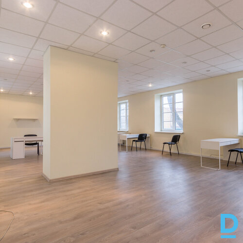 Pārdod māju Tvaikonu iela 1, 1105m²