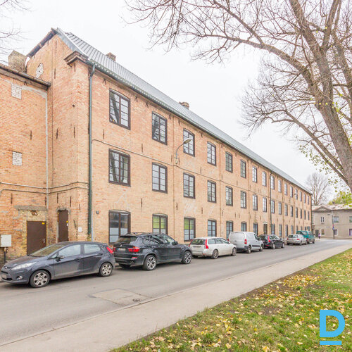 Pārdod māju Tvaikonu iela 1, 1105m²
