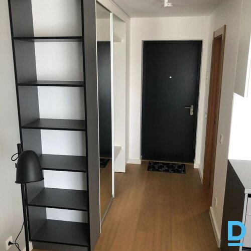 Izīrē dzīvokli Vesetas iela 26