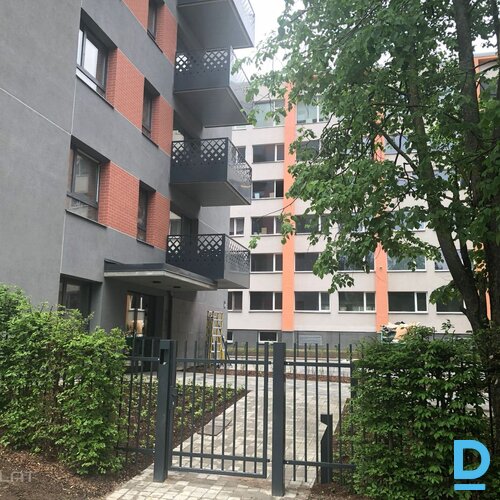 Izīrē dzīvokli Vesetas iela 26