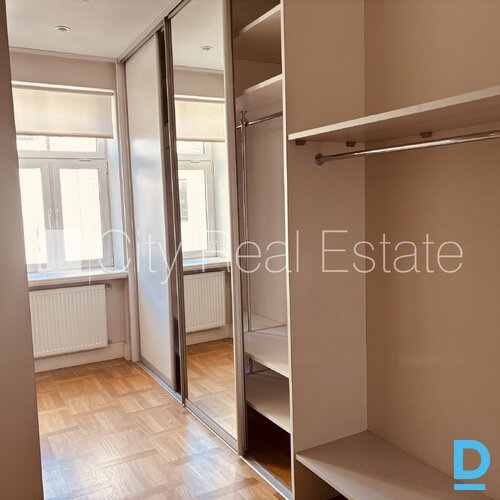 Izīrē dzīvokli Rīgā