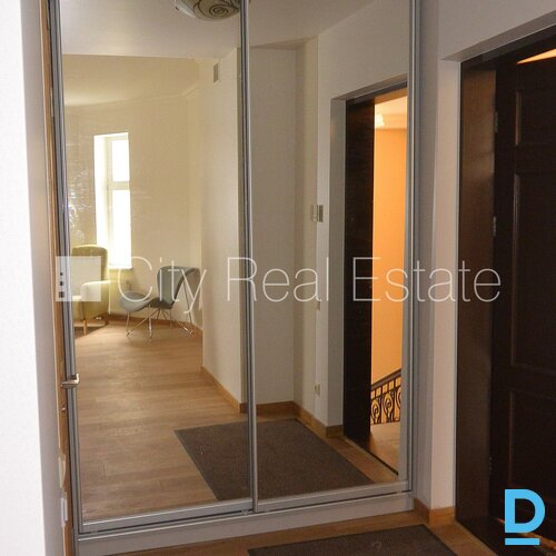 Izīrē dzīvokli Rīgā