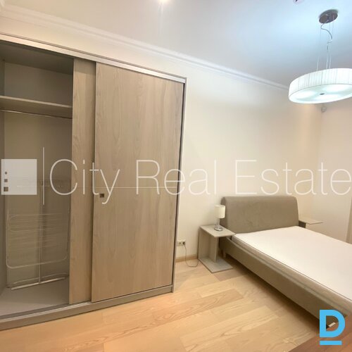 Izīrē dzīvokli Rīgā