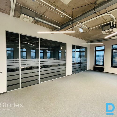 A klases birojs "Place 11" ēkā A klases birojs "Place 11" ēkā