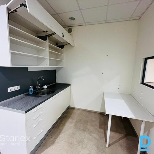 A klases birojs "Place 11" ēkā A klases birojs "Place 11" ēkā