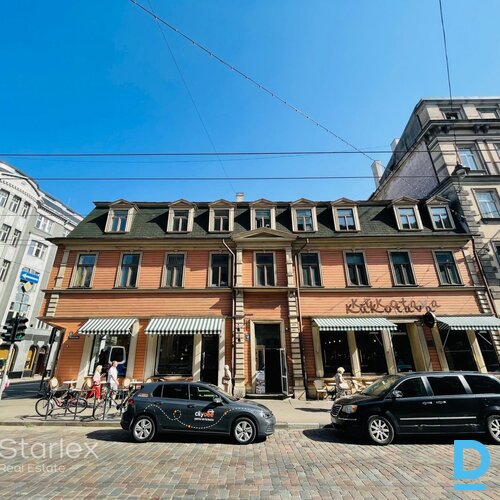 Birojs vēsturiskā koka ēkā Rīgas centrā Birojs vēsturiskā koka ēkā Rīgas centrā