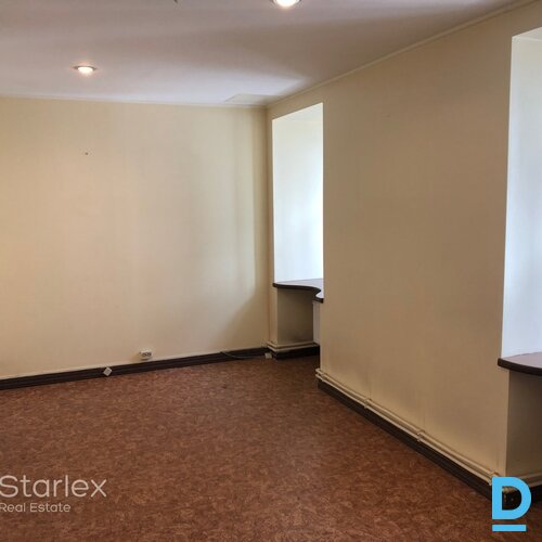 Birojs vēsturiskā koka ēkā Rīgas centrā Birojs vēsturiskā koka ēkā Rīgas centrā