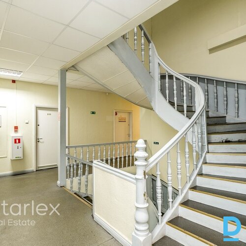 Birojs vēsturiskā koka ēkā Rīgas centrā Birojs vēsturiskā koka ēkā Rīgas centrā