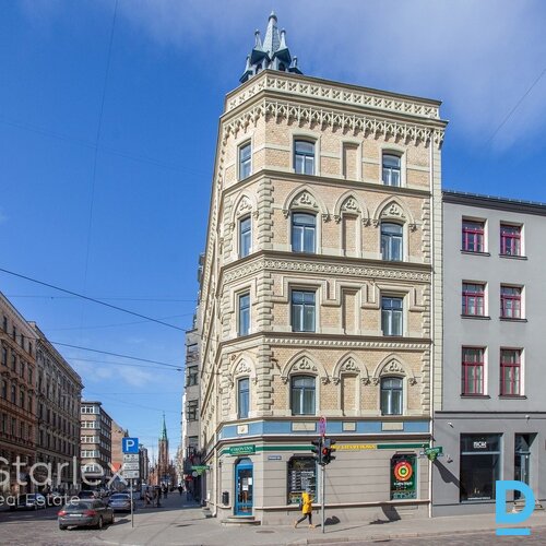 Ēdināšanai piemērotas telpas pie Tērbata/Ģertrūdes ielu krustojuma