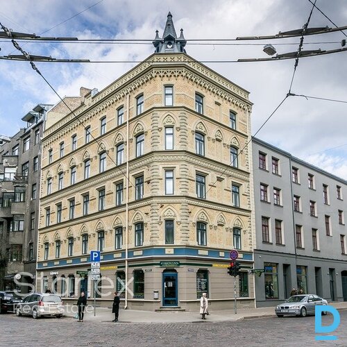 Ēdināšanai piemērotas telpas pie Tērbata/Ģertrūdes ielu krustojuma