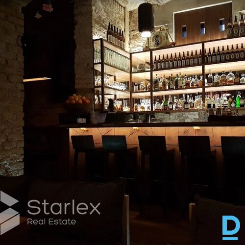 Ēdināšanai piemērotas telpas pie Tērbata/Ģertrūdes ielu krustojuma