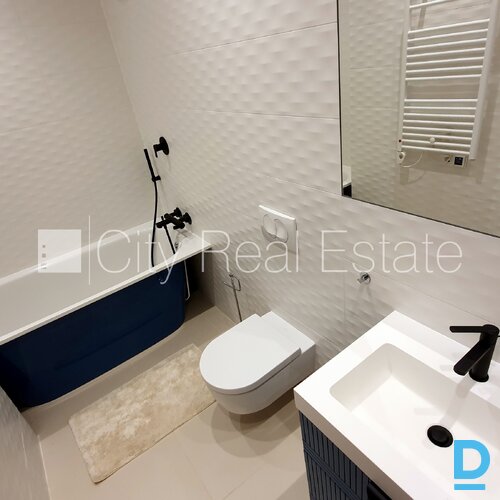 Pārdod dzīvokli Rīgā