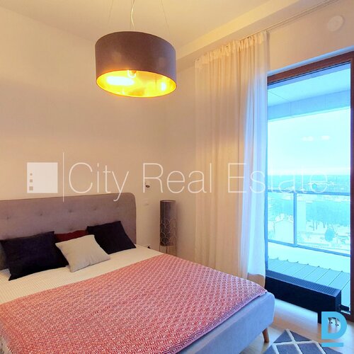 Pārdod dzīvokli Rīgā