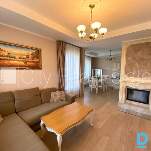 Pārdod dzīvokli Jūrmalā Pārdod dzīvokli Jūrmalā