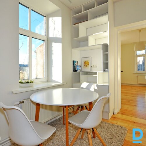 Pārdod dzīvokli Stabu iela 33