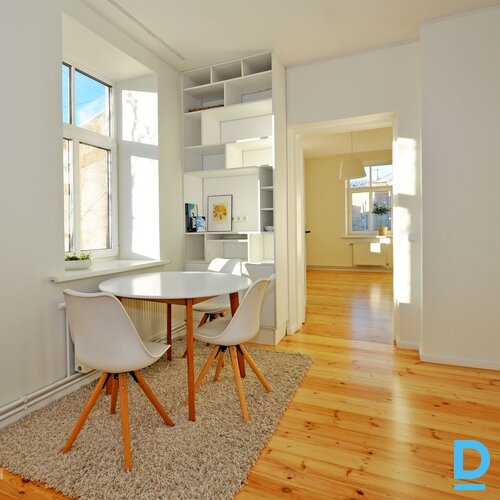 Pārdod dzīvokli Stabu iela 33