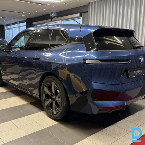 Pārdod BMW iX xDrive40 M-Sportpaket, 2023