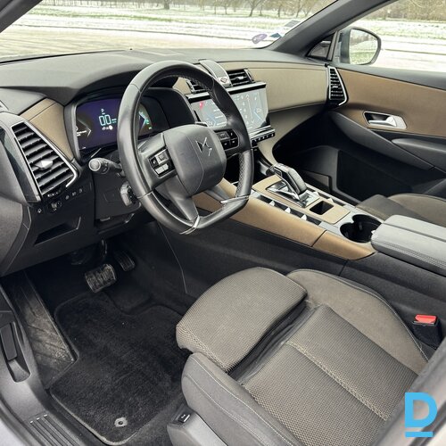 Pārdod DS7 1.6 hybrid, 2020
