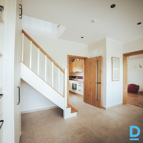 Pārdod māju Madaras Pārdod māju Madaras