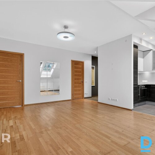 Tiek izīrēts mansarda tipa 2 istabu dzīvoklis ar plašu terasi jaunajā projektā.D Tiek izīrēts mansarda tipa 2 istabu dzīvoklis ar plašu terasi jaunajā projektā.D