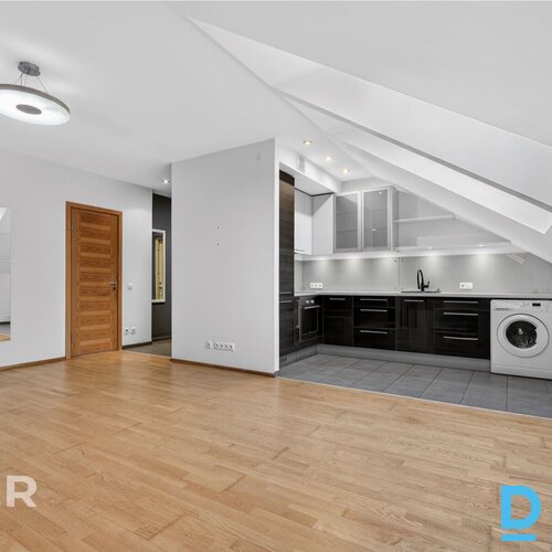 Tiek izīrēts mansarda tipa 2 istabu dzīvoklis ar plašu terasi jaunajā projektā.D Tiek izīrēts mansarda tipa 2 istabu dzīvoklis ar plašu terasi jaunajā projektā.D