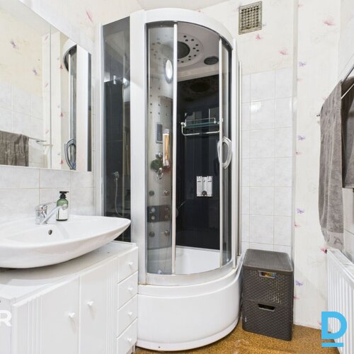 Pārdošanā pārdomāta, pamatīga ģimenes māja ar labiekārtotu teritoriju Siguldā.Mā Pārdošanā pārdomāta, pamatīga ģimenes māja ar labiekārtotu teritoriju Siguldā.Mā