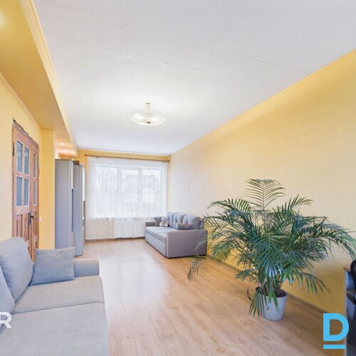 Pārdošanā pārdomāta, pamatīga ģimenes māja ar labiekārtotu teritoriju Siguldā.Mā Pārdošanā pārdomāta, pamatīga ģimenes māja ar labiekārtotu teritoriju Siguldā.Mā