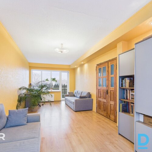 Pārdošanā pārdomāta, pamatīga ģimenes māja ar labiekārtotu teritoriju Siguldā.Mā