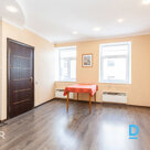 Продается 2-комнатная квартира в отремонтированном довоенном доме. Описание план