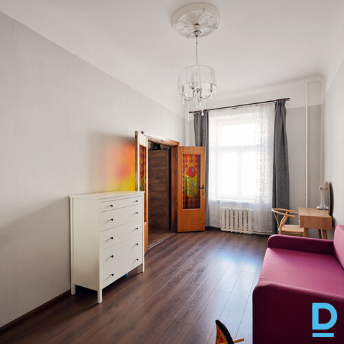 Pārdod dzīvokli Aleksandra Čaka iela 52 Pārdod dzīvokli Aleksandra Čaka iela 52