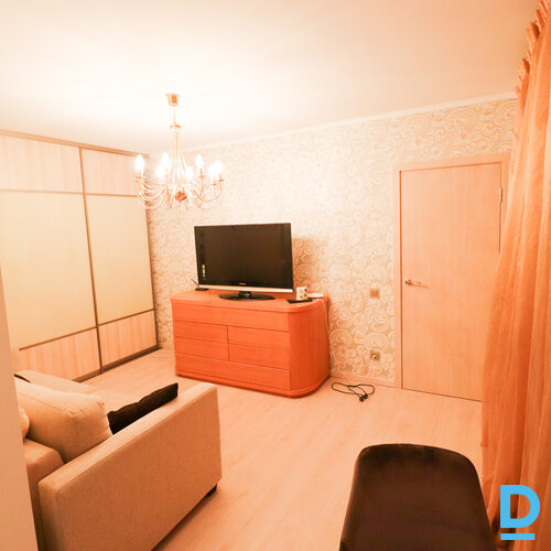 Pārdod dzīvokli Stirnu iela 13B