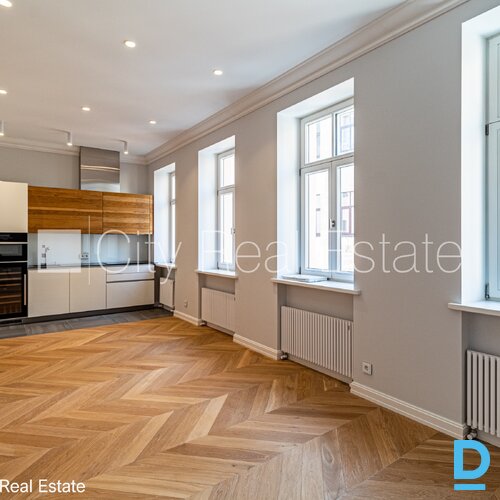 Izīrē dzīvokli Rīgā