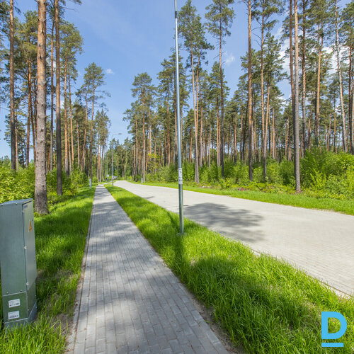 Zemes gabals privātai apbūvei slēgtā, jaunizveidotā privātmāju ciematā Piņķos.Ze Zemes gabals privātai apbūvei slēgtā, jaunizveidotā privātmāju ciematā Piņķos.Ze