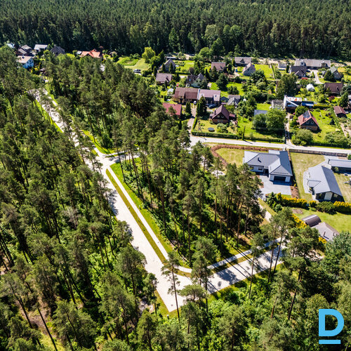 Ar visām pilsētas komunikācijām 639 m² zemes gabals dvīņu mājas būvniecībai.Īpaš Ar visām pilsētas komunikācijām 639 m² zemes gabals dvīņu mājas būvniecībai.Īpaš